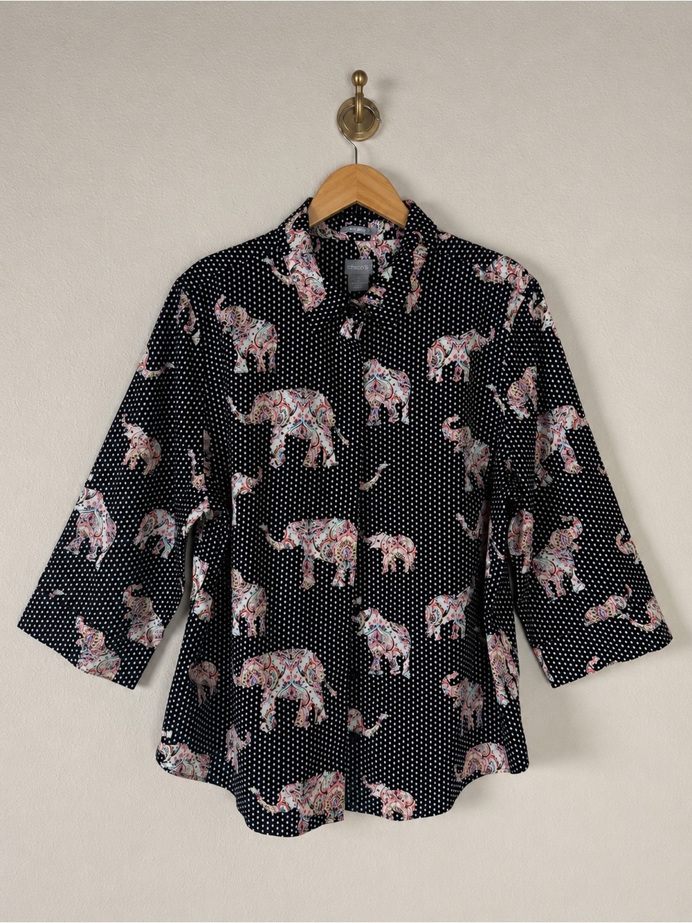 Chico’s No-Iron Stain Shield Elephant Print Cotton Button Front Shirt Sz 3 XL